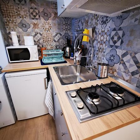 Апартаменты A Casa Di Chiara Неаполь Экстерьер фото