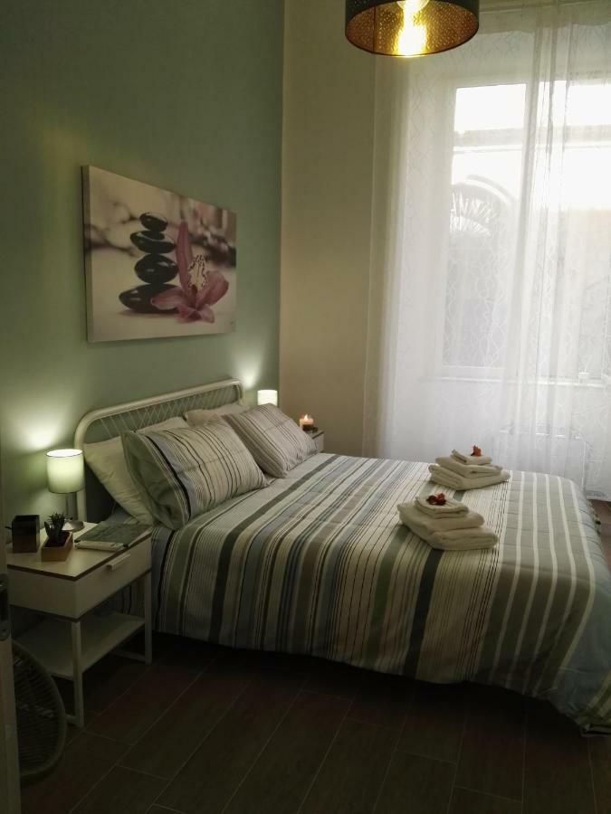 Апартаменты A Casa Di Chiara Неаполь Экстерьер фото